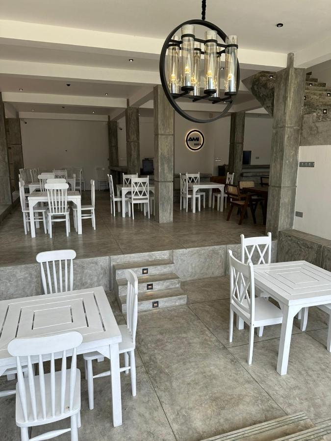 Ami Mirissa Hotel Eksteriør billede