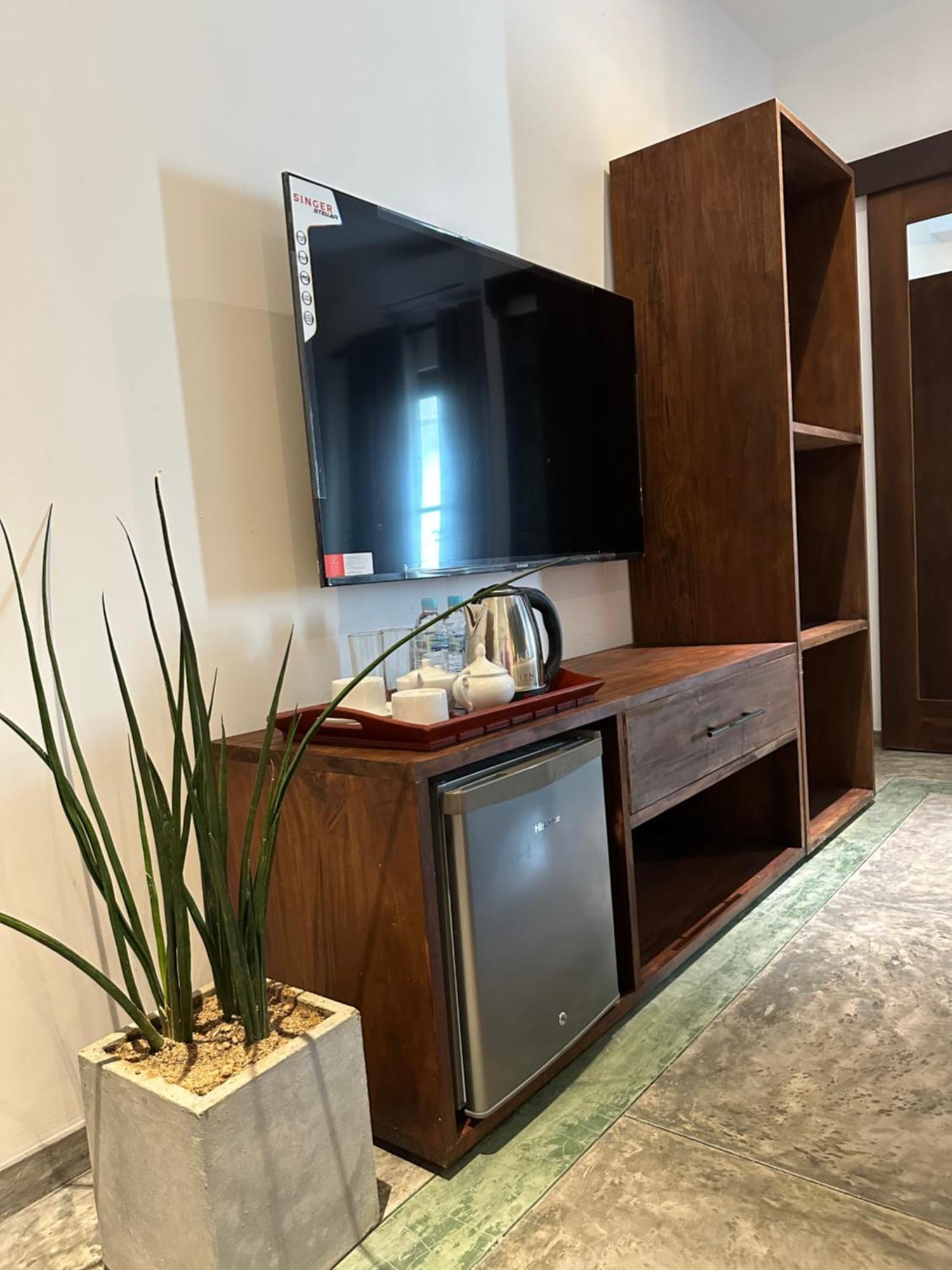 Ami Mirissa Hotel Eksteriør billede